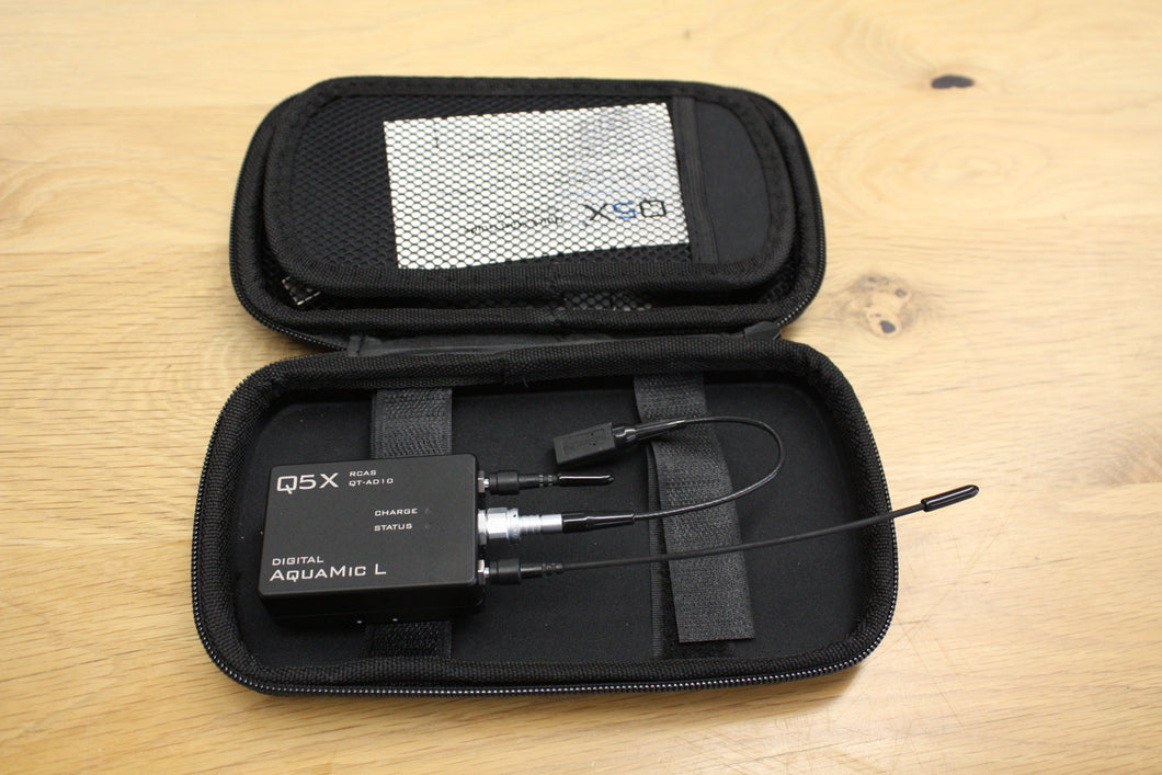 Demo Q5x Axient Aqua MicL