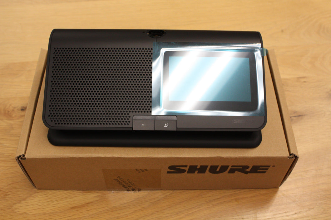 Demo Shure MXCW640 Wireless Conference Unit